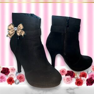 Stylish Stiletto Ankle Boots [5]
